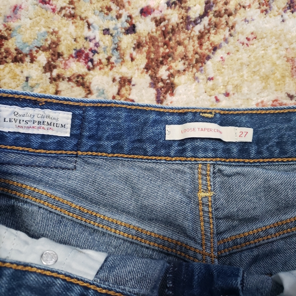 Levi's Premium Loose Taper Crop Jeans Blue Medium Wash Denim Size 27 - Picture 3 of 13